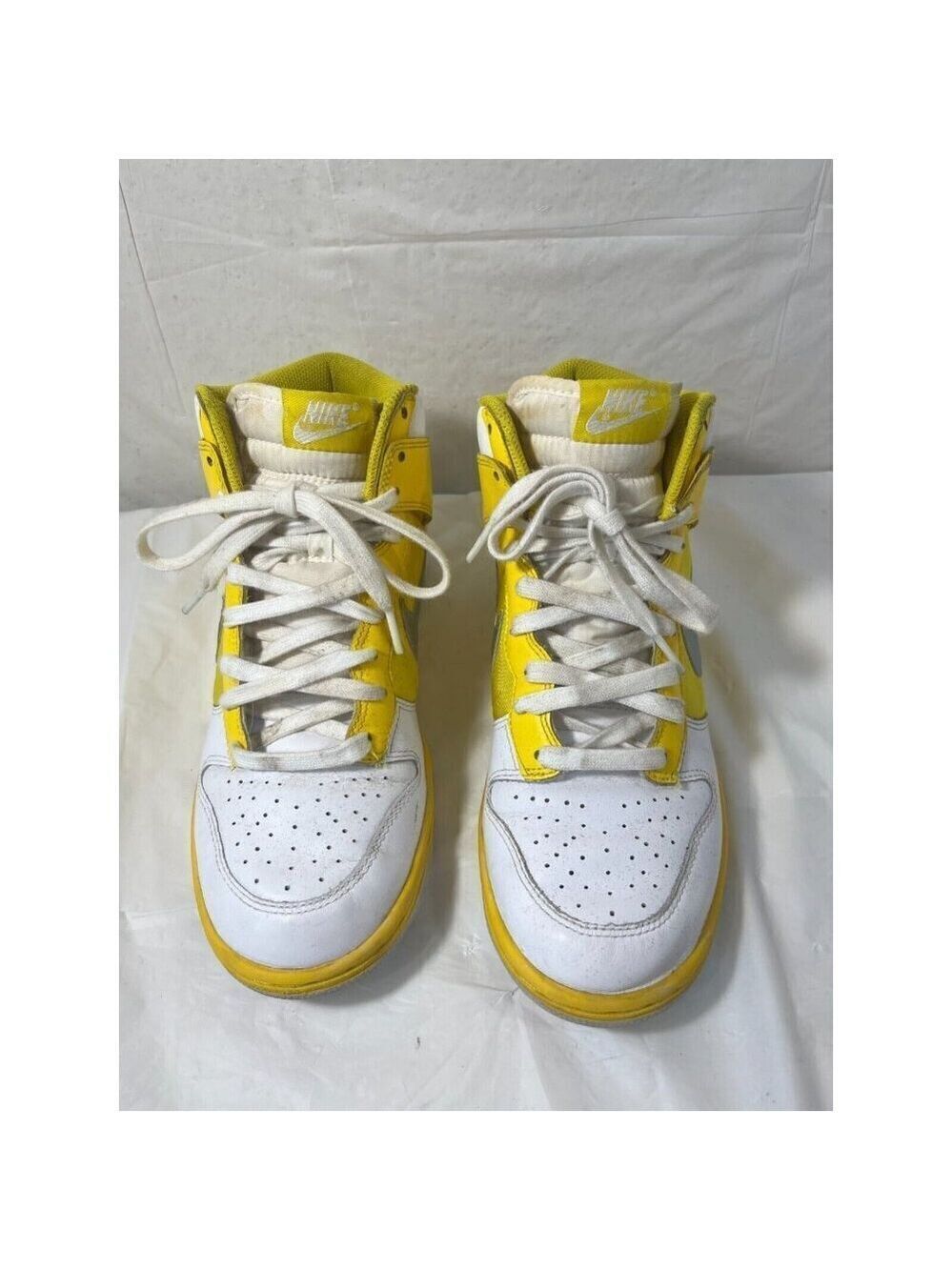 Nike Dunk High 'Tour Yellow Metallic Silver' 318676-101 Women's 8.5